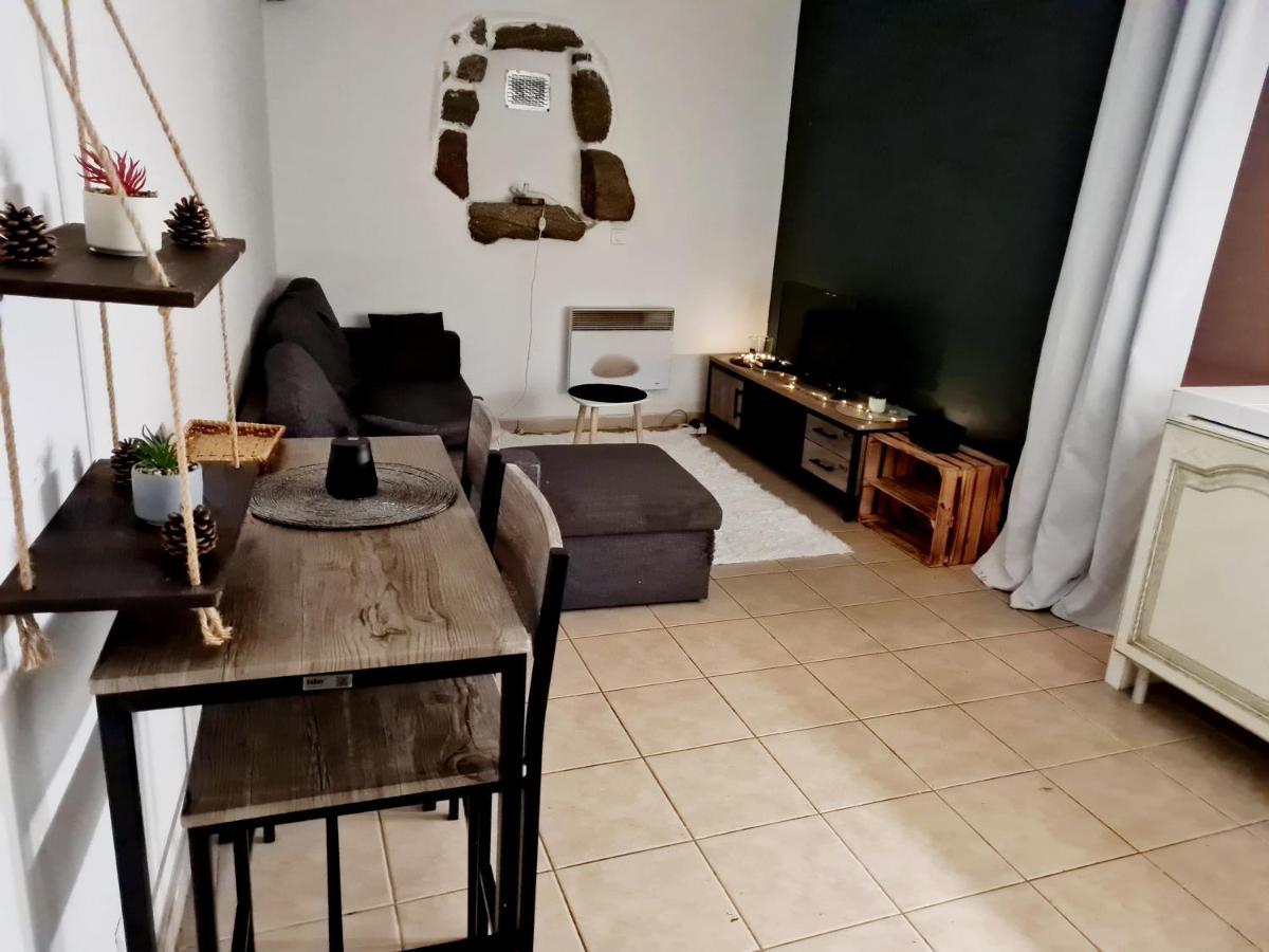 loca Hostal Arbellara Exterior foto